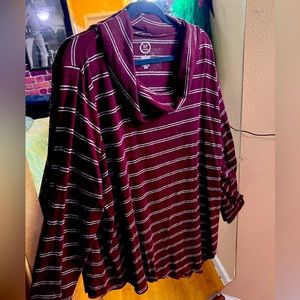 Slouchy neck super comfy sweater high low front and back